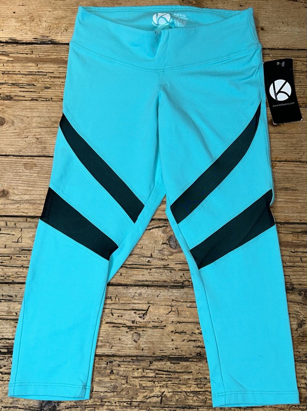 Kathyana Women’s Size M Aqua/Black Mesh Cropped Legging NWT